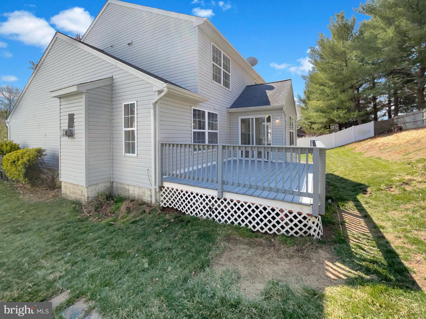 3510 POWELLS CROSSING CT, WOODBRIDGE, Virginia 22193, 6 Bedrooms Bedrooms, ,3 BathroomsBathrooms,Residential,For sale,3510 POWELLS CROSSING CT,VAPW2090906 MLS # VAPW2090906