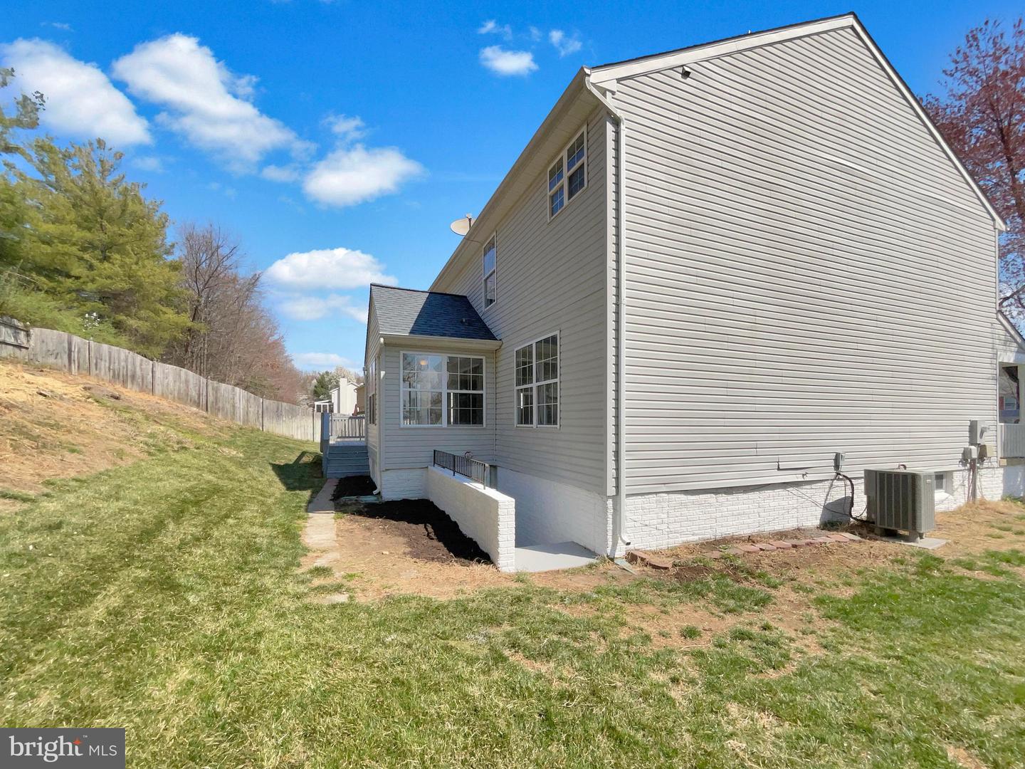 3510 POWELLS CROSSING CT, WOODBRIDGE, Virginia 22193, 6 Bedrooms Bedrooms, ,3 BathroomsBathrooms,Residential,For sale,3510 POWELLS CROSSING CT,VAPW2090906 MLS # VAPW2090906