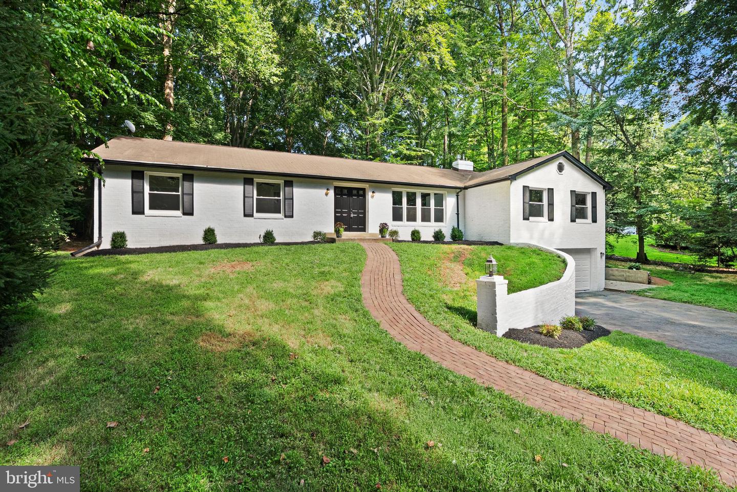 14863 PRESTIGE DR, WOODBRIDGE, Virginia 22193, 6 Bedrooms Bedrooms, ,3 BathroomsBathrooms,Residential,For sale,14863 PRESTIGE DR,VAPW2094480 MLS # VAPW2094480