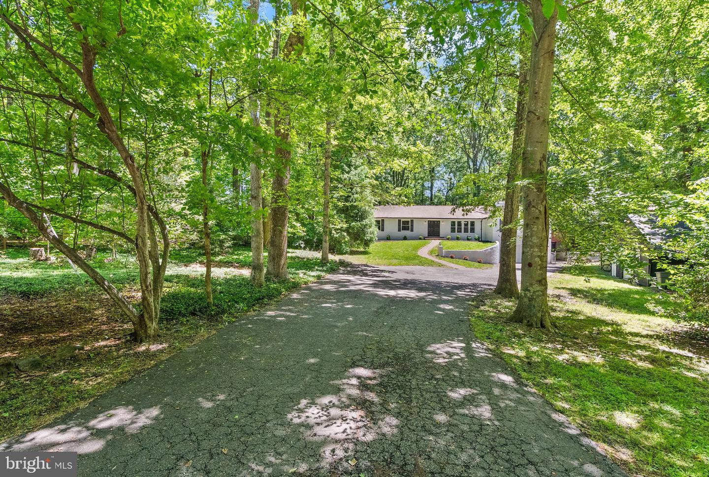 14863 PRESTIGE DR, WOODBRIDGE, Virginia 22193, 6 Bedrooms Bedrooms, ,3 BathroomsBathrooms,Residential,For sale,14863 PRESTIGE DR,VAPW2094480 MLS # VAPW2094480