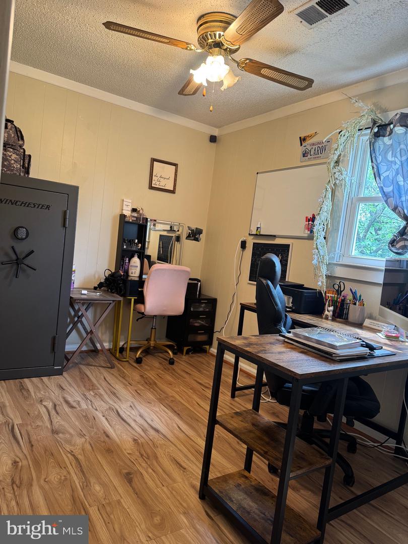 633 RIDGE VIEW LN, SHENANDOAH, Virginia 22849, 3 Bedrooms Bedrooms, ,2 BathroomsBathrooms,Residential,For sale,633 RIDGE VIEW LN,VAPA2004932 MLS # VAPA2004932