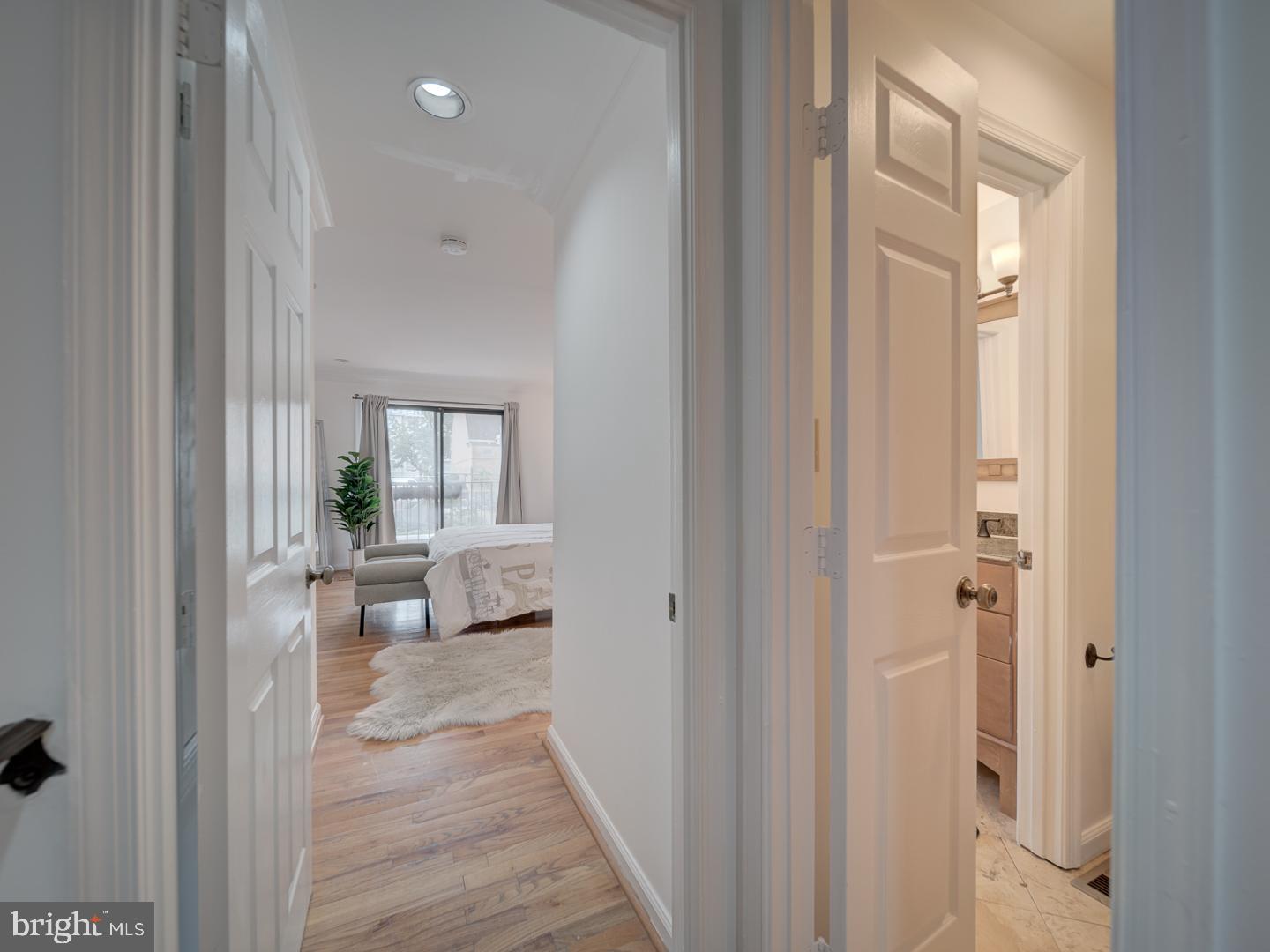 1715 15TH ST NW #23, WASHINGTON, District Of Columbia 20009, 2 Bedrooms Bedrooms, ,1 BathroomBathrooms,Residential,For sale,1715 15TH ST NW #23,DCDC2203358 MLS # DCDC2203358