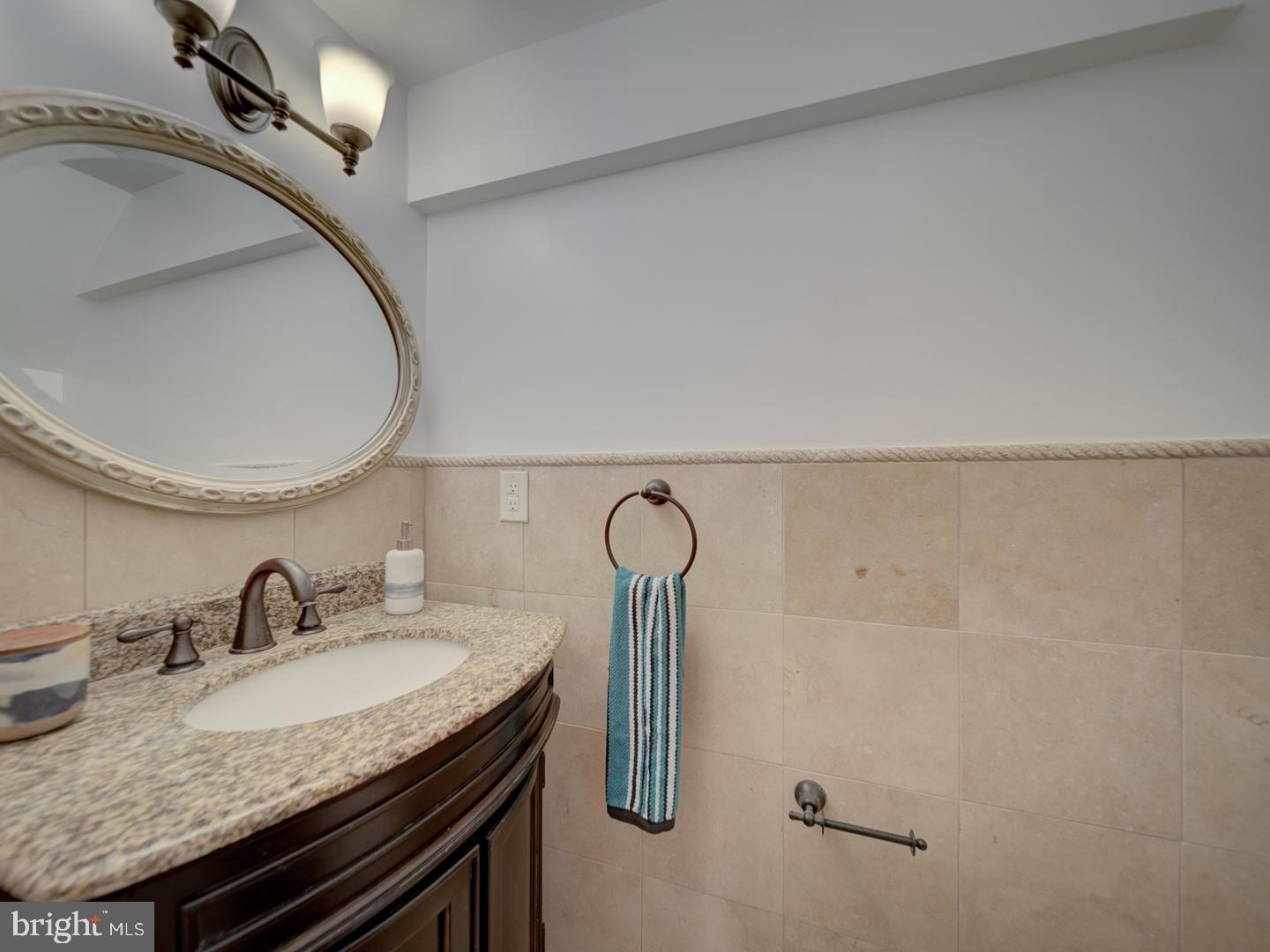 1715 15TH ST NW #23, WASHINGTON, District Of Columbia 20009, 2 Bedrooms Bedrooms, ,1 BathroomBathrooms,Residential,For sale,1715 15TH ST NW #23,DCDC2203358 MLS # DCDC2203358
