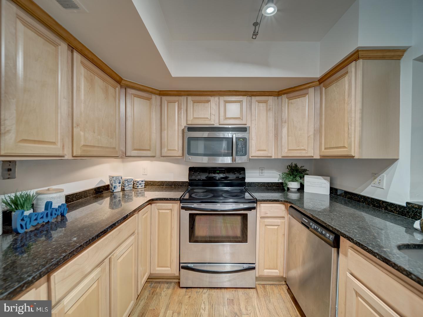 1715 15TH ST NW #23, WASHINGTON, District Of Columbia 20009, 2 Bedrooms Bedrooms, ,1 BathroomBathrooms,Residential,For sale,1715 15TH ST NW #23,DCDC2203358 MLS # DCDC2203358