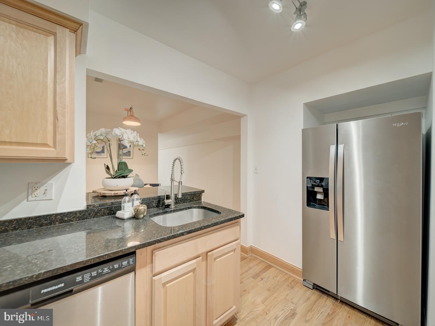 1715 15TH ST NW #23, WASHINGTON, District Of Columbia 20009, 2 Bedrooms Bedrooms, ,1 BathroomBathrooms,Residential,For sale,1715 15TH ST NW #23,DCDC2203358 MLS # DCDC2203358