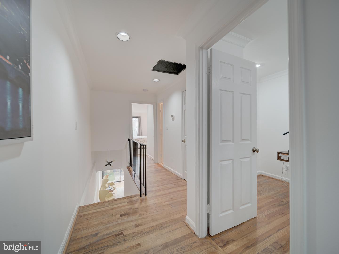 1715 15TH ST NW #23, WASHINGTON, District Of Columbia 20009, 2 Bedrooms Bedrooms, ,1 BathroomBathrooms,Residential,For sale,1715 15TH ST NW #23,DCDC2203358 MLS # DCDC2203358