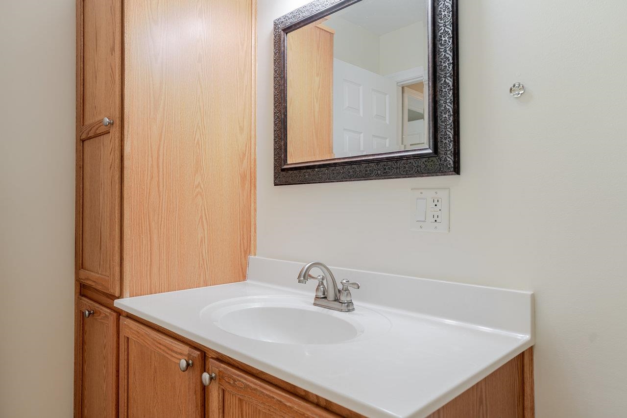 1739 KINGSTON CT, HARRISONBURG, Virginia 22801, 3 Bedrooms Bedrooms, ,2 BathroomsBathrooms,Residential,1739 KINGSTON CT,667257 MLS # 667257