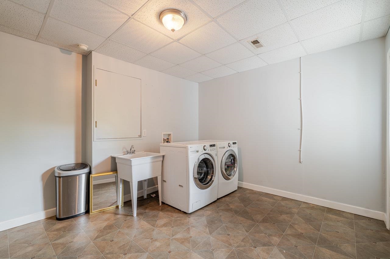 1739 KINGSTON CT, HARRISONBURG, Virginia 22801, 3 Bedrooms Bedrooms, ,2 BathroomsBathrooms,Residential,1739 KINGSTON CT,667257 MLS # 667257