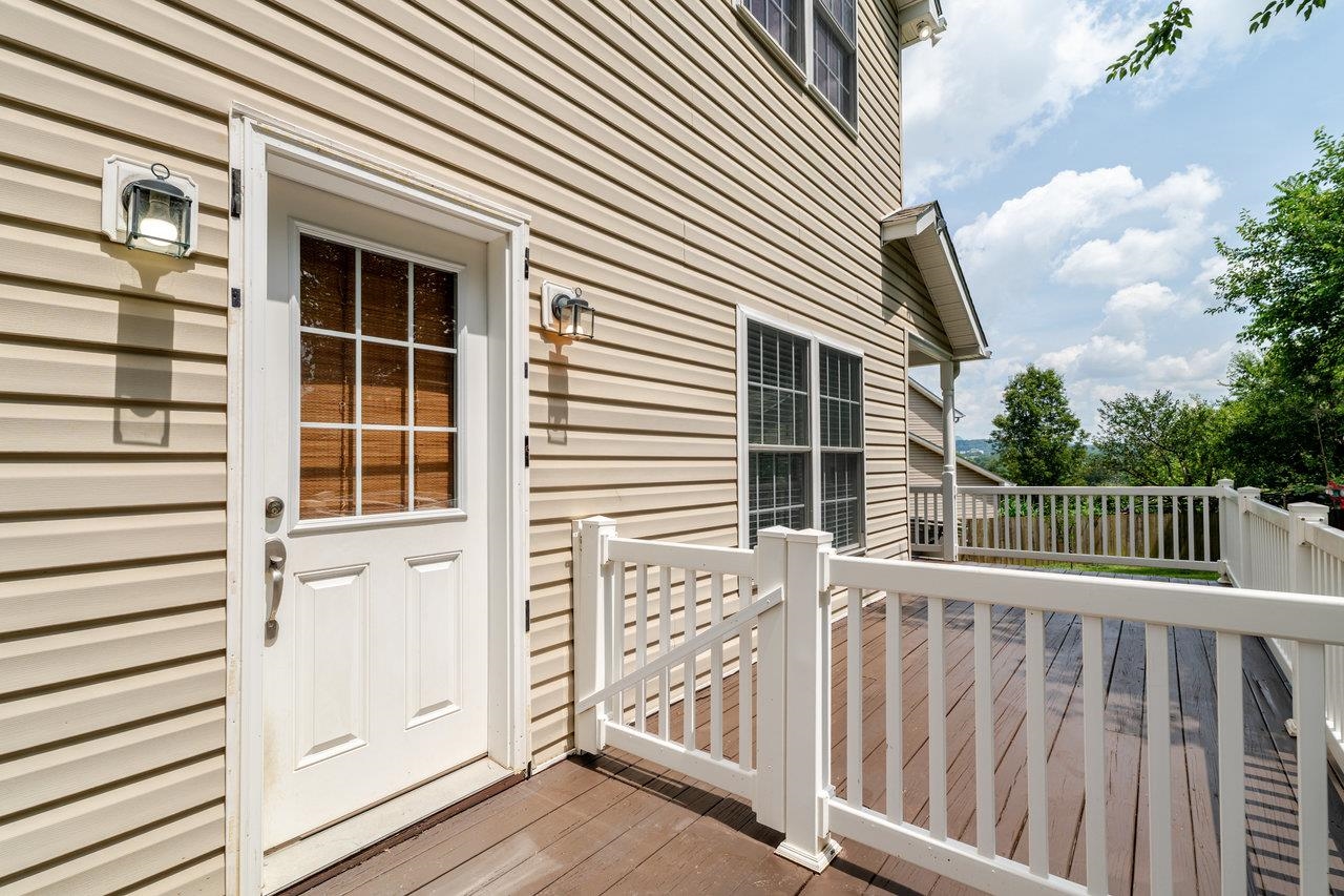 1739 KINGSTON CT, HARRISONBURG, Virginia 22801, 3 Bedrooms Bedrooms, ,2 BathroomsBathrooms,Residential,1739 KINGSTON CT,667257 MLS # 667257