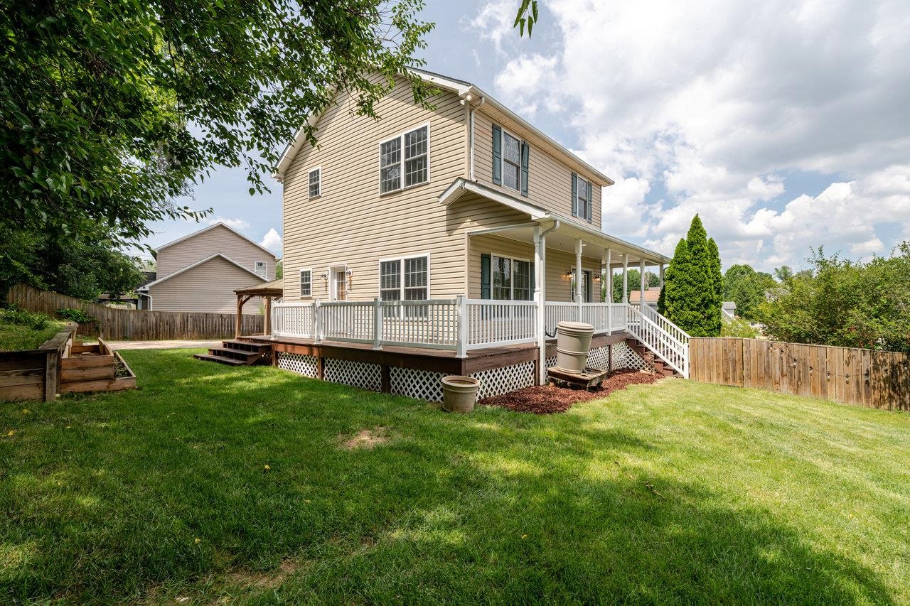 1739 KINGSTON CT, HARRISONBURG, Virginia 22801, 3 Bedrooms Bedrooms, ,2 BathroomsBathrooms,Residential,1739 KINGSTON CT,667257 MLS # 667257