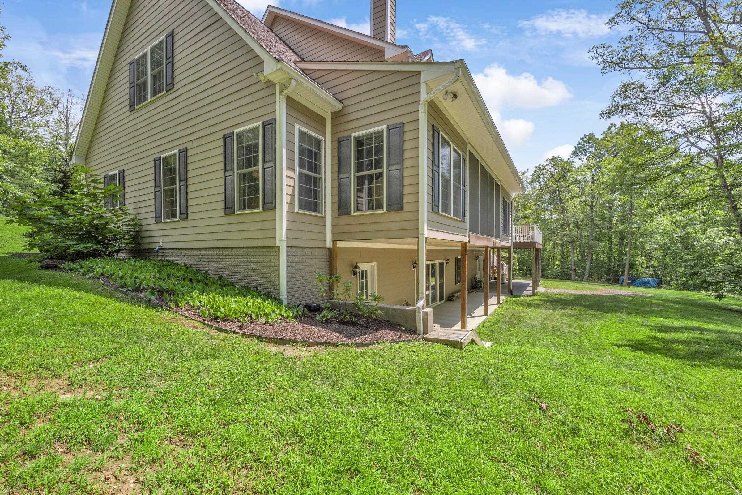 100 NAZARETH DR, FORT VALLEY, Virginia 22652, 5 Bedrooms Bedrooms, ,5 BathroomsBathrooms,Residential,100 NAZARETH DR,667264 MLS # 667264