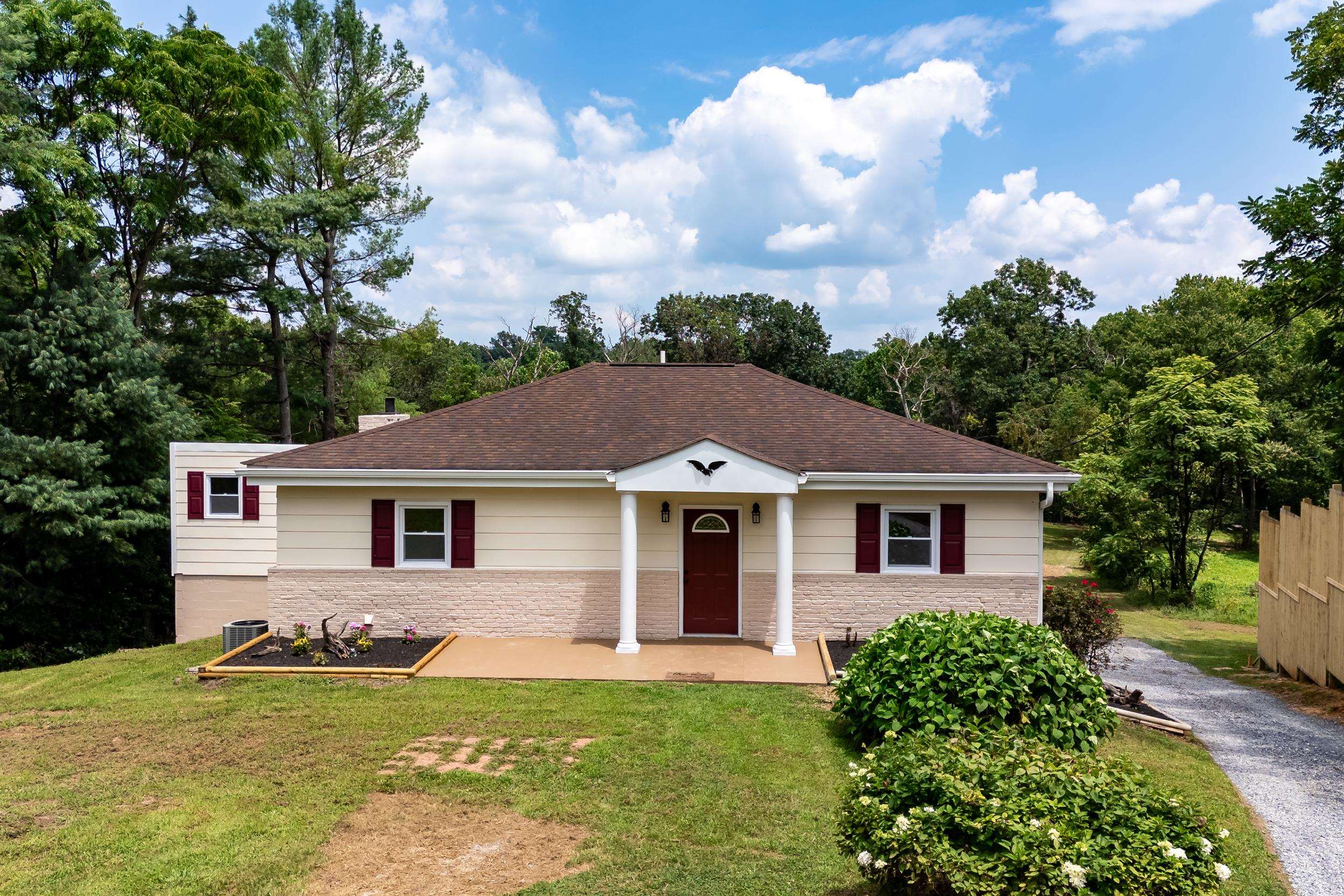 782 SHIPYARD RD, SHENANDOAH, Virginia 22849, 4 Bedrooms Bedrooms, ,3 BathroomsBathrooms,Residential,782 SHIPYARD RD,667265 MLS # 667265