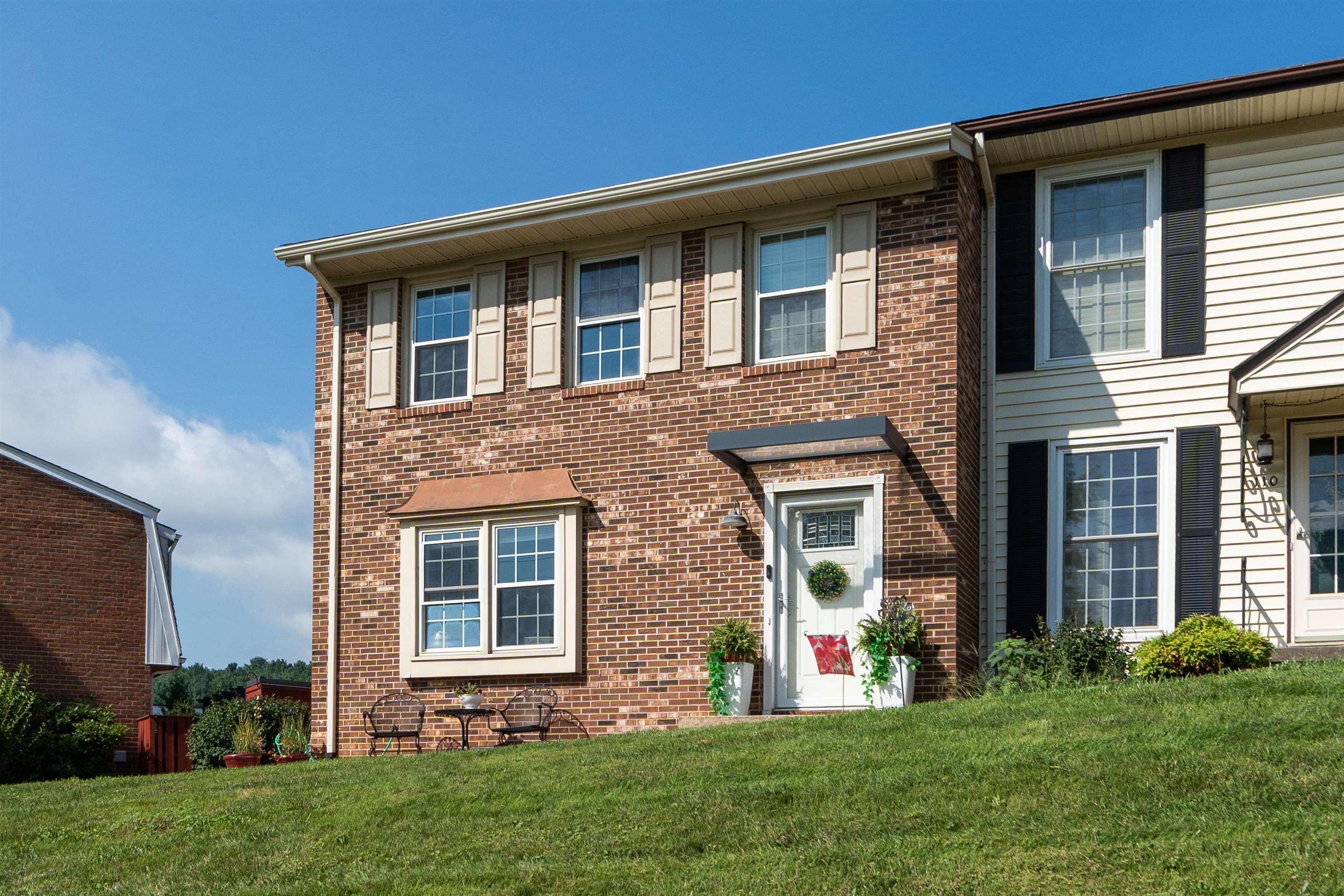 108 ESSEX DR, STAUNTON, Virginia 24401, 3 Bedrooms Bedrooms, ,2 BathroomsBathrooms,Residential,108 ESSEX DR,667266 MLS # 667266