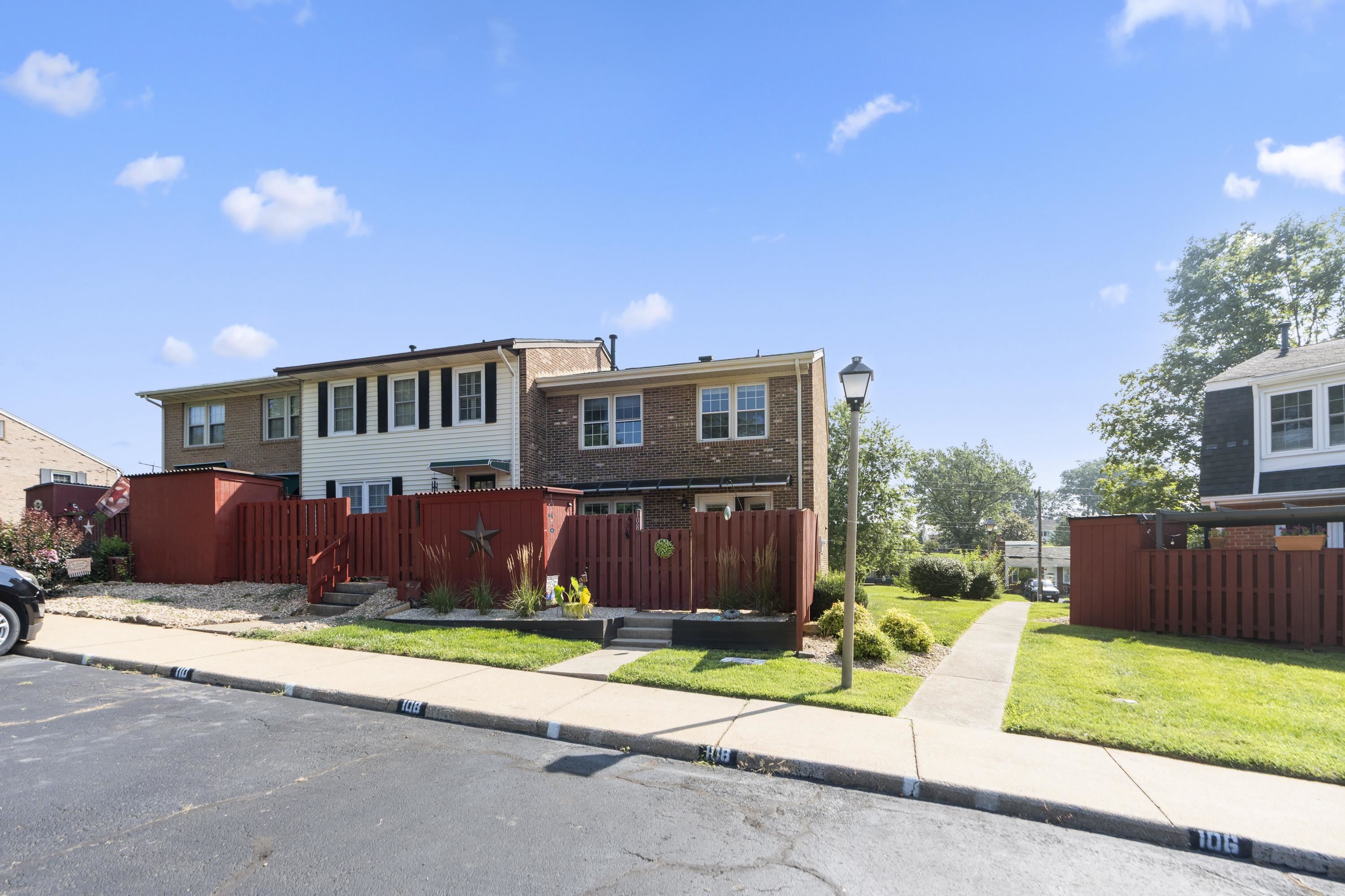 108 ESSEX DR, STAUNTON, Virginia 24401, 3 Bedrooms Bedrooms, ,2 BathroomsBathrooms,Residential,108 ESSEX DR,667266 MLS # 667266