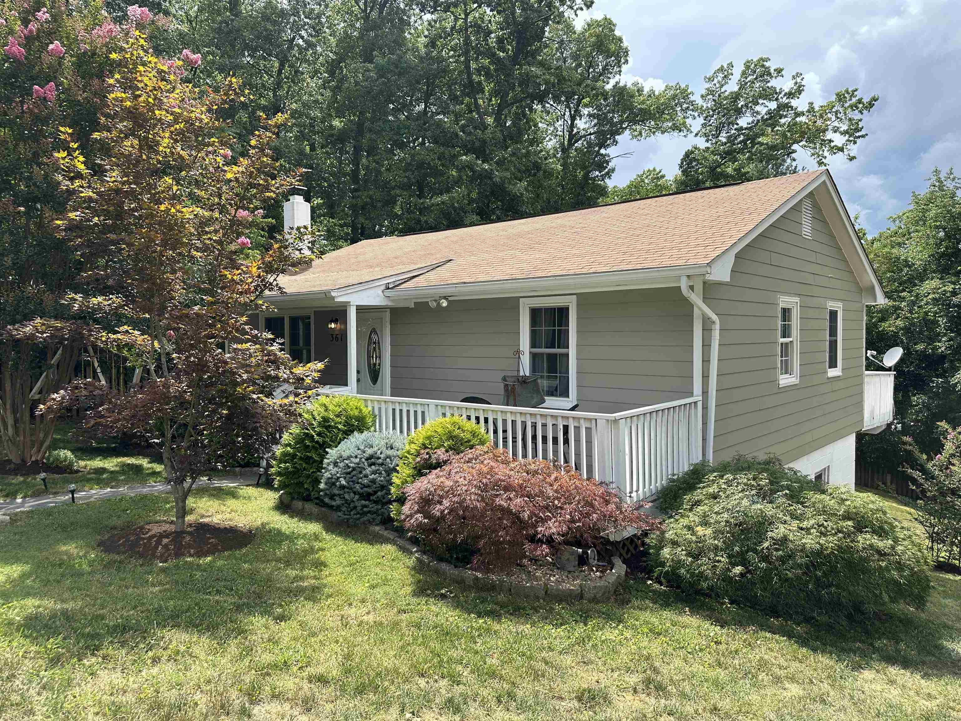 361 HORACE AVE, WAYNESBORO, Virginia 22980, 3 Bedrooms Bedrooms, ,2 BathroomsBathrooms,Residential,361 HORACE AVE,667267 MLS # 667267