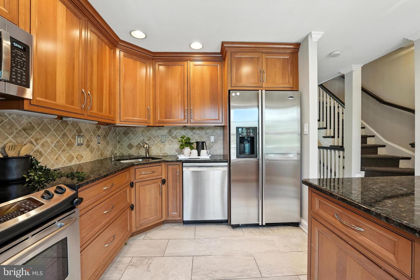 1810 21ST ST N, ARLINGTON, Virginia 22209, 3 Bedrooms Bedrooms, ,2 BathroomsBathrooms,Residential,For sale,1810 21ST ST N,VAAR2059442 MLS # VAAR2059442