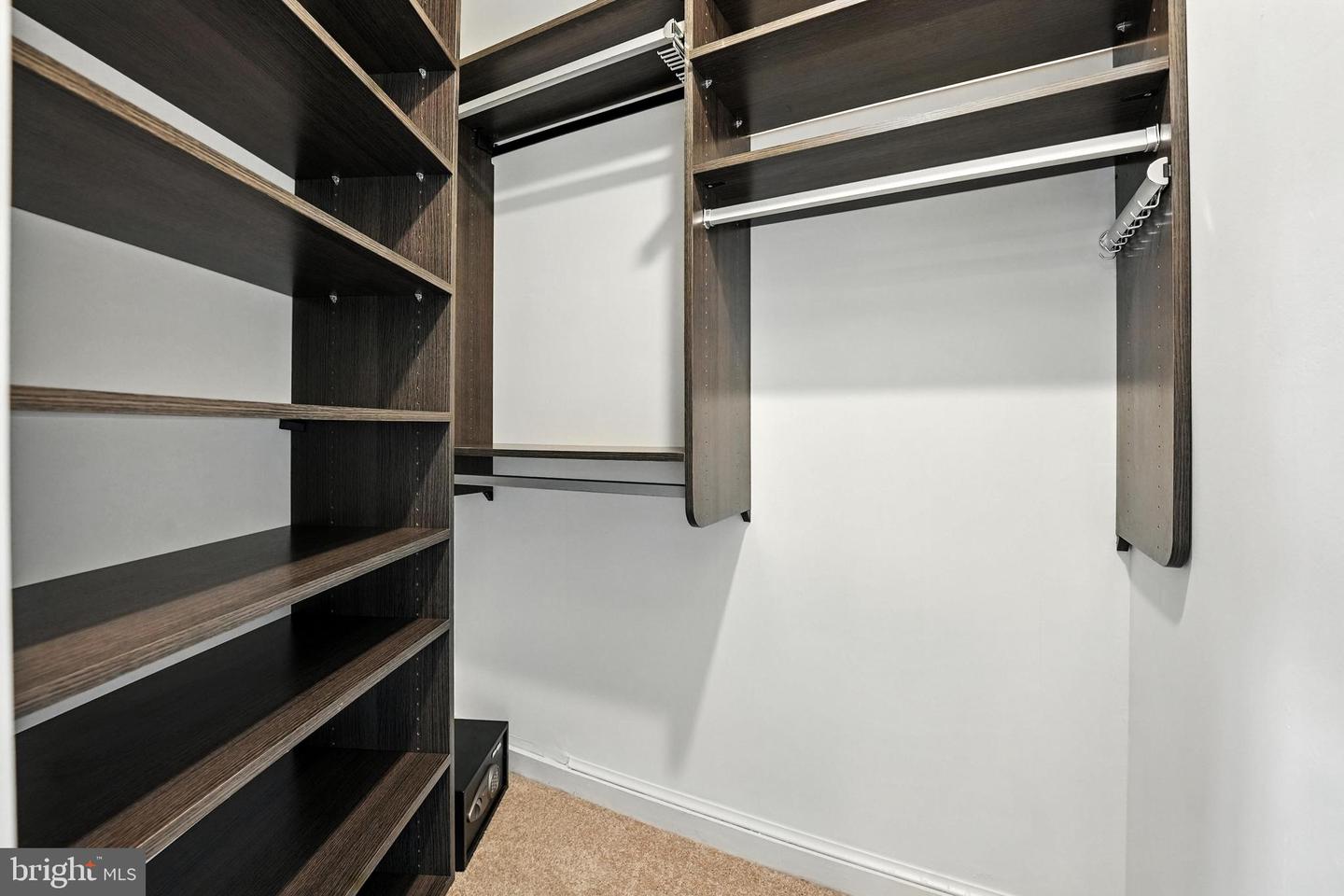 1810 21ST ST N, ARLINGTON, Virginia 22209, 3 Bedrooms Bedrooms, ,2 BathroomsBathrooms,Residential,For sale,1810 21ST ST N,VAAR2059442 MLS # VAAR2059442