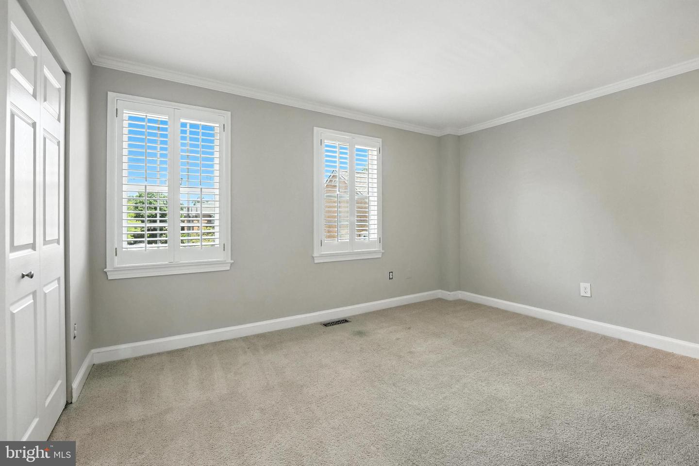 1810 21ST ST N, ARLINGTON, Virginia 22209, 3 Bedrooms Bedrooms, ,2 BathroomsBathrooms,Residential,For sale,1810 21ST ST N,VAAR2059442 MLS # VAAR2059442