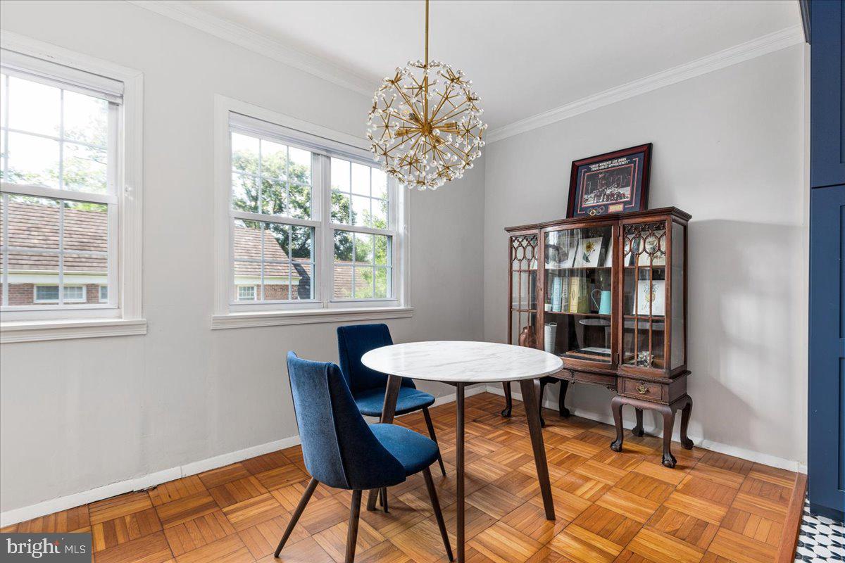 3482 GUNSTON RD, ALEXANDRIA, Virginia 22302, 2 Bedrooms Bedrooms, ,1 BathroomBathrooms,Residential,For sale,3482 GUNSTON RD,VAAX2046988 MLS # VAAX2046988