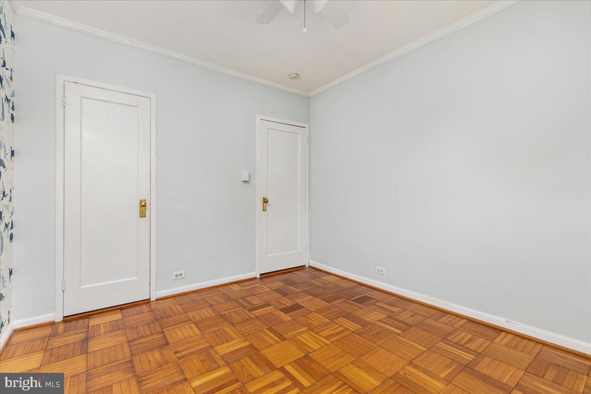 3482 GUNSTON RD, ALEXANDRIA, Virginia 22302, 2 Bedrooms Bedrooms, ,1 BathroomBathrooms,Residential,For sale,3482 GUNSTON RD,VAAX2046988 MLS # VAAX2046988