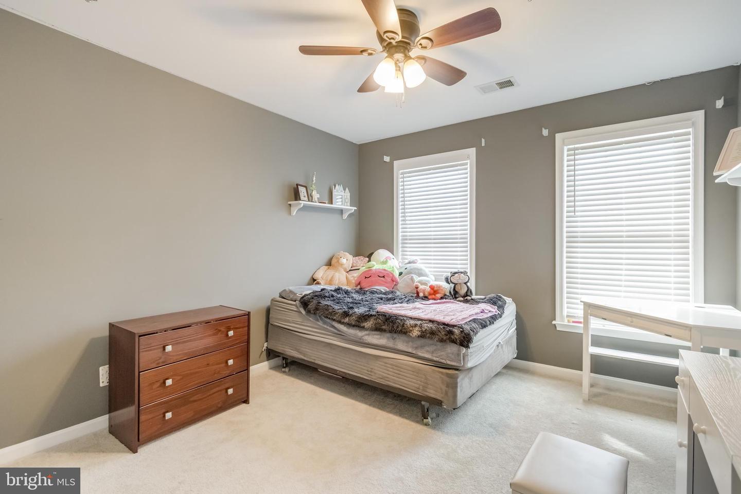 8259 PURPLE LILAC CT, LORTON, Virginia 22079, 3 Bedrooms Bedrooms, ,3 BathroomsBathrooms,Residential,For sale,8259 PURPLE LILAC CT,VAFX2252364 MLS # VAFX2252364