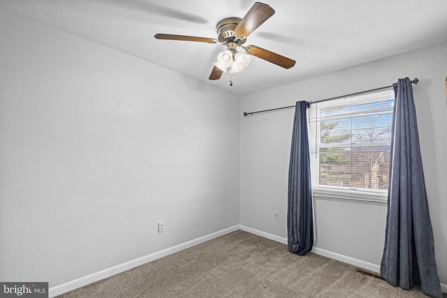 1124 WADEWOOD CT, WOODSTOCK, Virginia 22664, 3 Bedrooms Bedrooms, ,1 BathroomBathrooms,Residential,For sale,1124 WADEWOOD CT,VASH2011884 MLS # VASH2011884