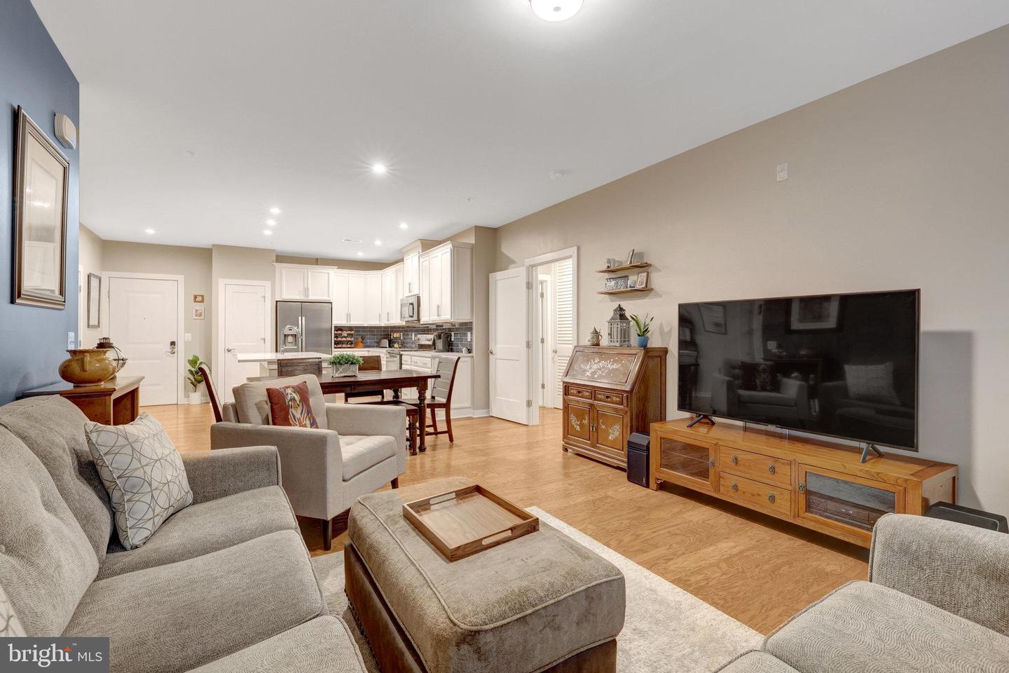 1675 BANDIT LOOP #103B, RESTON, Virginia 20190, 2 Bedrooms Bedrooms, ,2 BathroomsBathrooms,Residential,For sale,1675 BANDIT LOOP #103B,VAFX2253530 MLS # VAFX2253530