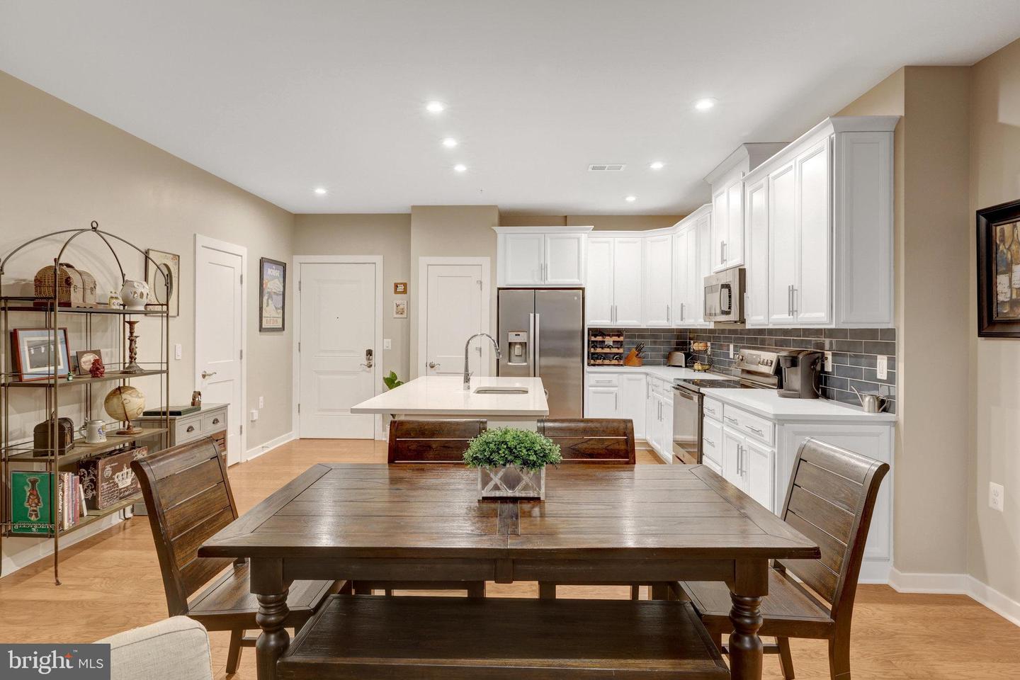 1675 BANDIT LOOP #103B, RESTON, Virginia 20190, 2 Bedrooms Bedrooms, ,2 BathroomsBathrooms,Residential,For sale,1675 BANDIT LOOP #103B,VAFX2253530 MLS # VAFX2253530