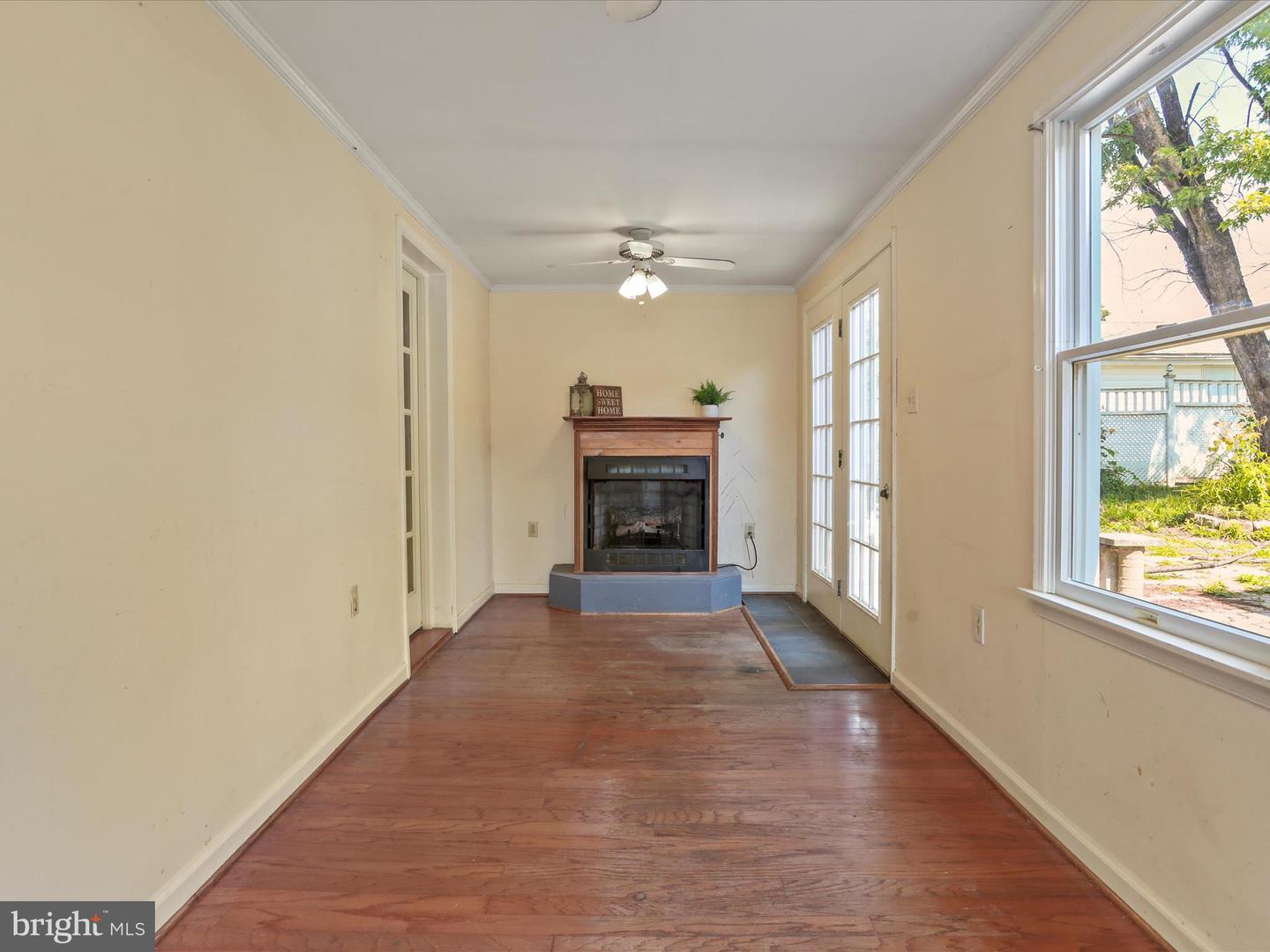 410 ASH ST, STRASBURG, Virginia 22657, 4 Bedrooms Bedrooms, ,1 BathroomBathrooms,Residential,For sale,410 ASH ST,VASH2011918 MLS # VASH2011918