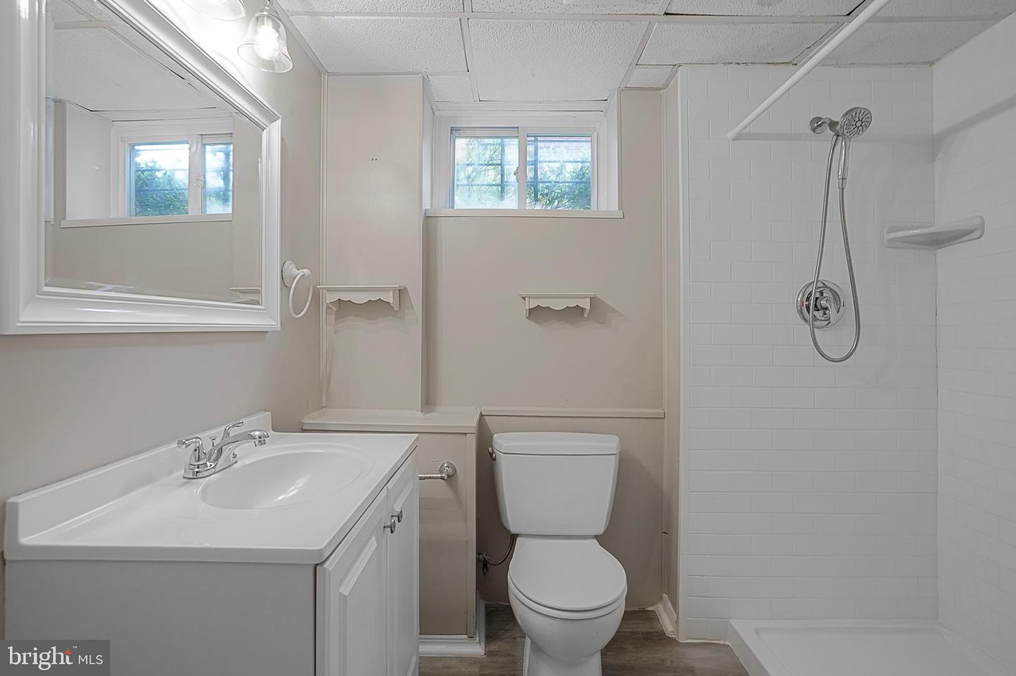 3202 13TH RD S, ARLINGTON, Virginia 22204, 3 Bedrooms Bedrooms, ,2 BathroomsBathrooms,Residential,For sale,3202 13TH RD S,VAAR2060276 MLS # VAAR2060276