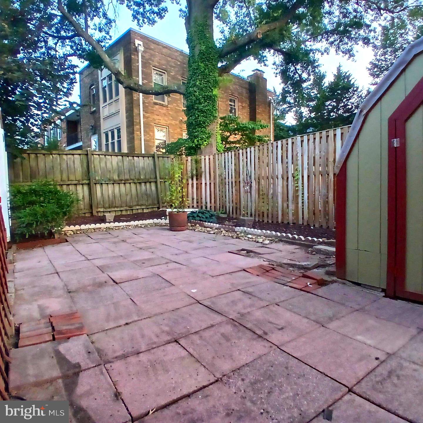 3202 13TH RD S, ARLINGTON, Virginia 22204, 3 Bedrooms Bedrooms, ,2 BathroomsBathrooms,Residential,For sale,3202 13TH RD S,VAAR2060276 MLS # VAAR2060276
