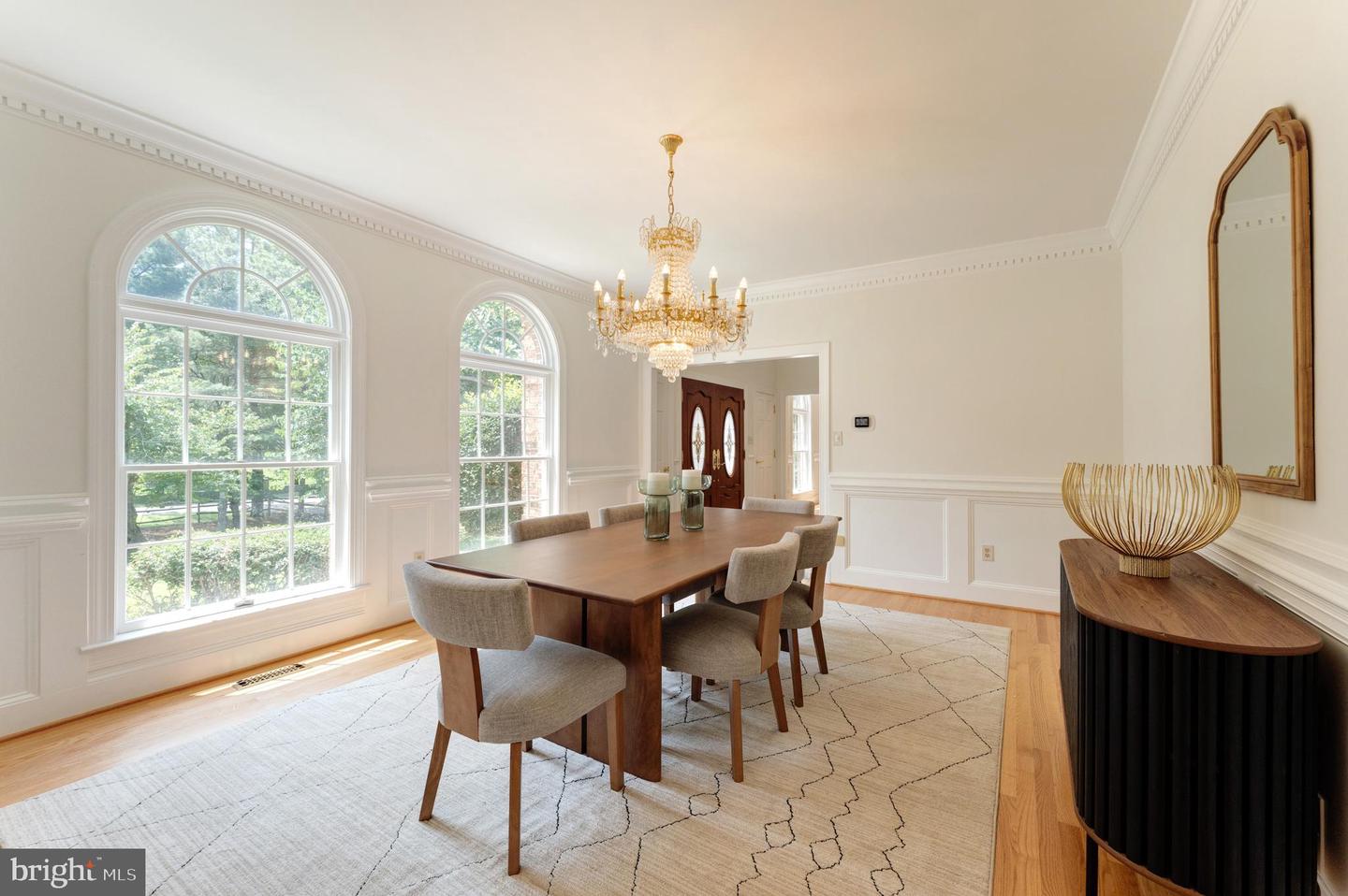 250 GOLDEN WOODS CT, GREAT FALLS, Virginia 22066, 5 Bedrooms Bedrooms, ,4 BathroomsBathrooms,Residential,For sale,250 GOLDEN WOODS CT,VAFX2253842 MLS # VAFX2253842
