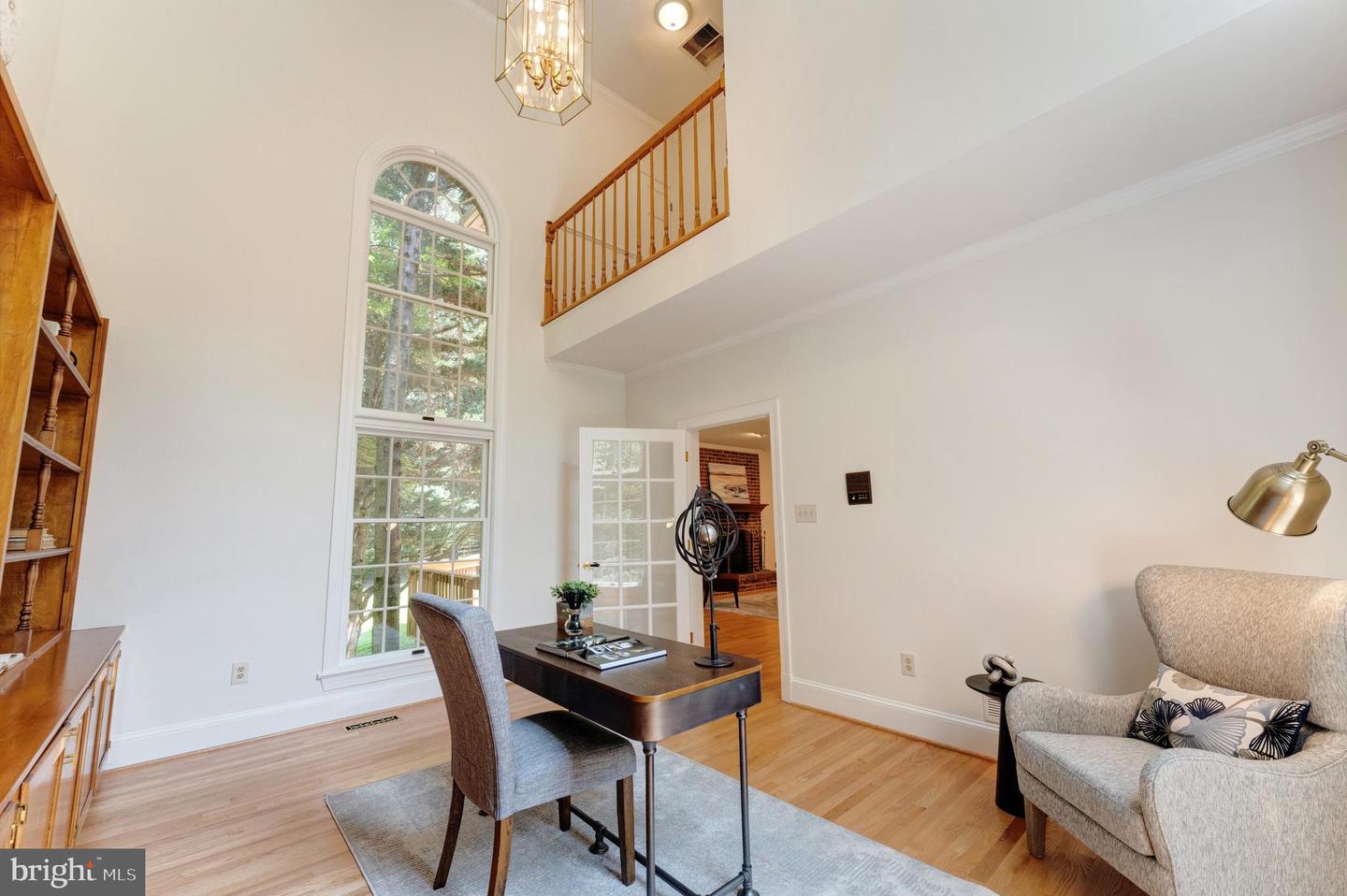 250 GOLDEN WOODS CT, GREAT FALLS, Virginia 22066, 5 Bedrooms Bedrooms, ,4 BathroomsBathrooms,Residential,For sale,250 GOLDEN WOODS CT,VAFX2253842 MLS # VAFX2253842