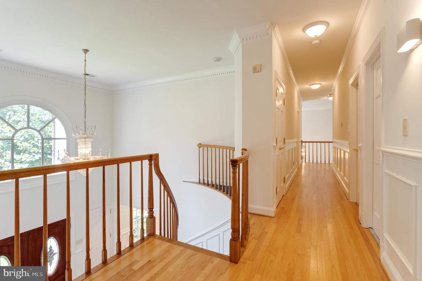 250 GOLDEN WOODS CT, GREAT FALLS, Virginia 22066, 5 Bedrooms Bedrooms, ,4 BathroomsBathrooms,Residential,For sale,250 GOLDEN WOODS CT,VAFX2253842 MLS # VAFX2253842
