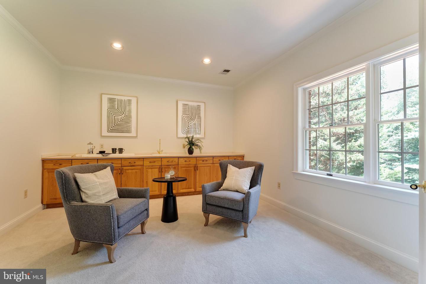 250 GOLDEN WOODS CT, GREAT FALLS, Virginia 22066, 5 Bedrooms Bedrooms, ,4 BathroomsBathrooms,Residential,For sale,250 GOLDEN WOODS CT,VAFX2253842 MLS # VAFX2253842