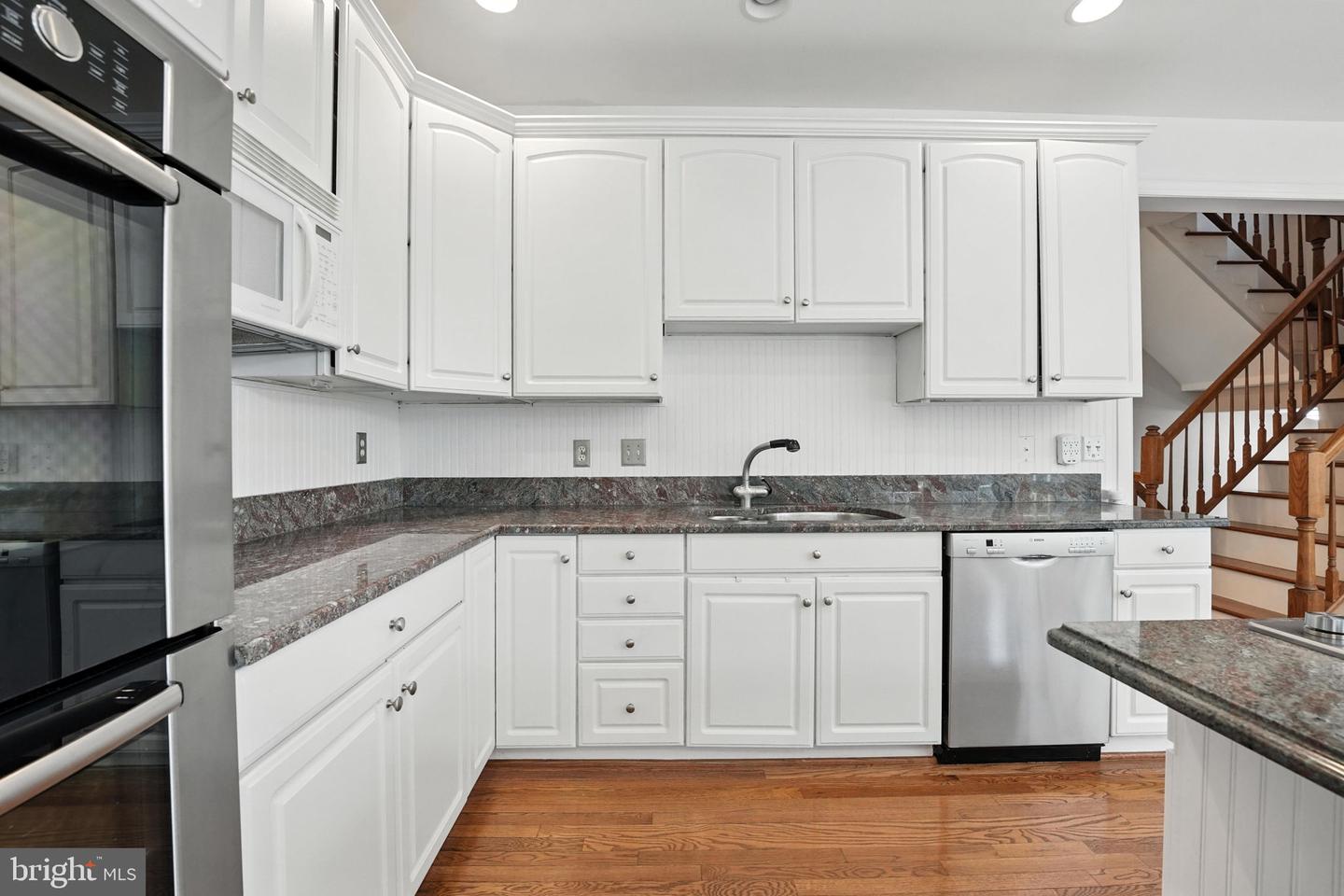 7576 CHRISLAND CV, FALLS CHURCH, Virginia 22042, 3 Bedrooms Bedrooms, ,3 BathroomsBathrooms,Residential,For sale,7576 CHRISLAND CV,VAFX2254304 MLS # VAFX2254304