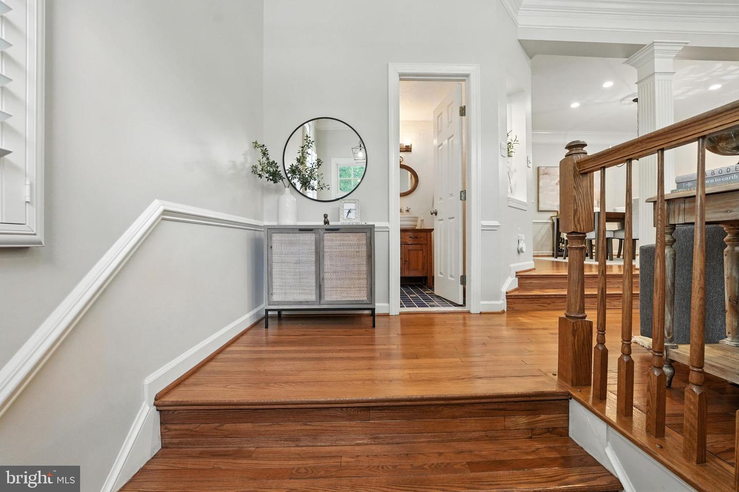 7576 CHRISLAND CV, FALLS CHURCH, Virginia 22042, 3 Bedrooms Bedrooms, ,3 BathroomsBathrooms,Residential,For sale,7576 CHRISLAND CV,VAFX2254304 MLS # VAFX2254304