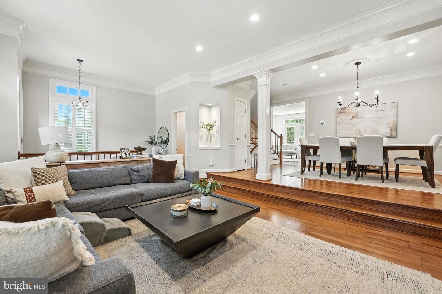 7576 CHRISLAND CV, FALLS CHURCH, Virginia 22042, 3 Bedrooms Bedrooms, ,3 BathroomsBathrooms,Residential,For sale,7576 CHRISLAND CV,VAFX2254304 MLS # VAFX2254304