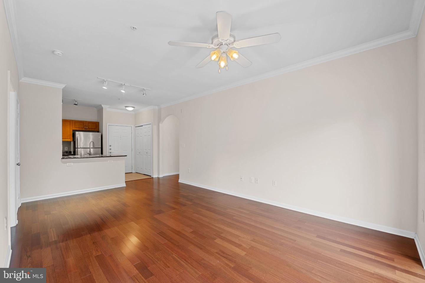 12953 CENTRE PARK CIR #218, HERNDON, Virginia 20171, 2 Bedrooms Bedrooms, ,2 BathroomsBathrooms,Residential,For sale,12953 CENTRE PARK CIR #218,VAFX2254338 MLS # VAFX2254338