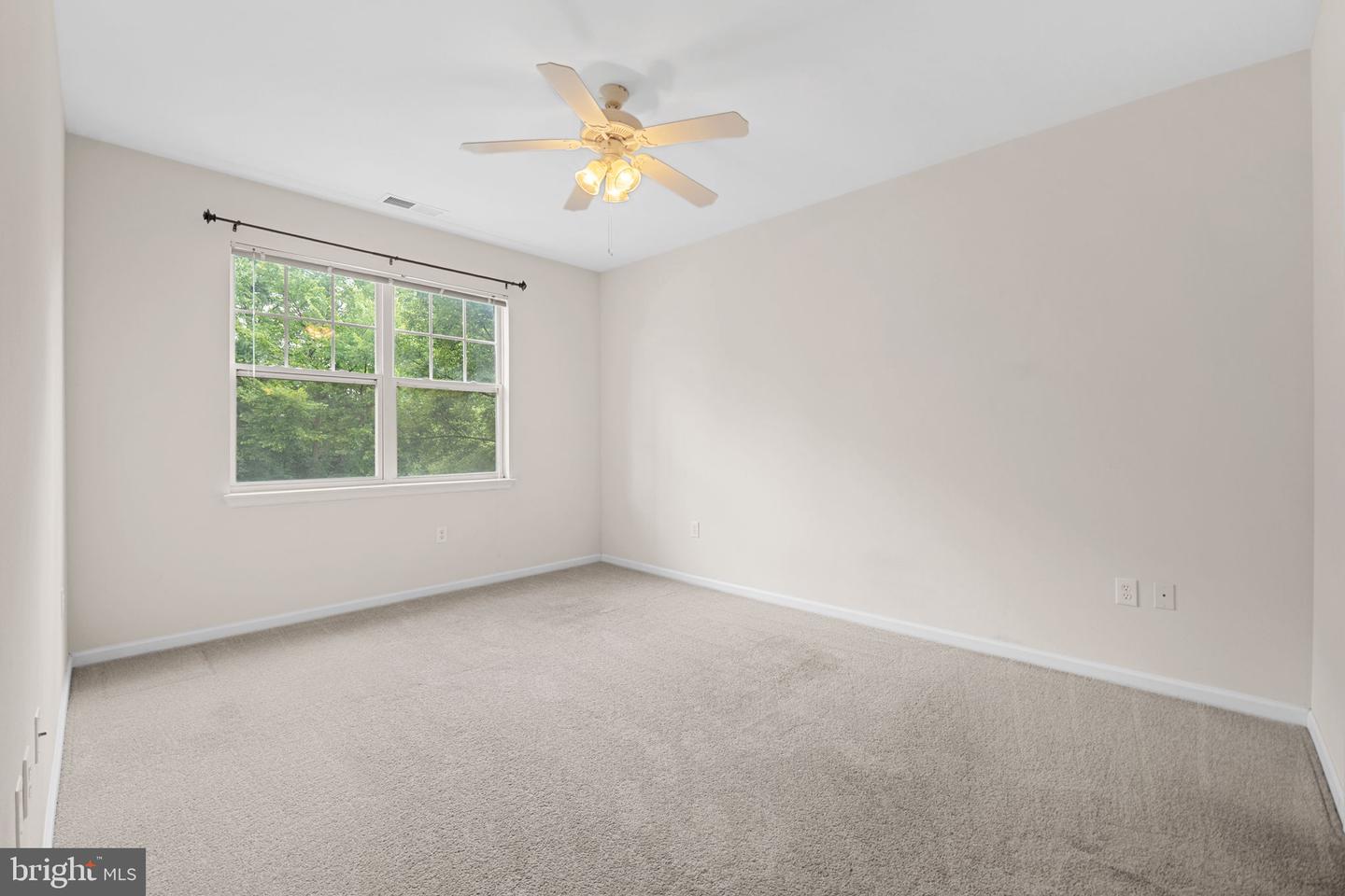 12953 CENTRE PARK CIR #218, HERNDON, Virginia 20171, 2 Bedrooms Bedrooms, ,2 BathroomsBathrooms,Residential,For sale,12953 CENTRE PARK CIR #218,VAFX2254338 MLS # VAFX2254338