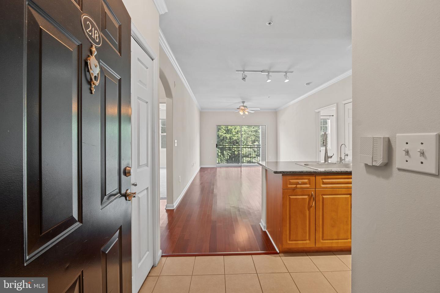 12953 CENTRE PARK CIR #218, HERNDON, Virginia 20171, 2 Bedrooms Bedrooms, ,2 BathroomsBathrooms,Residential,For sale,12953 CENTRE PARK CIR #218,VAFX2254338 MLS # VAFX2254338