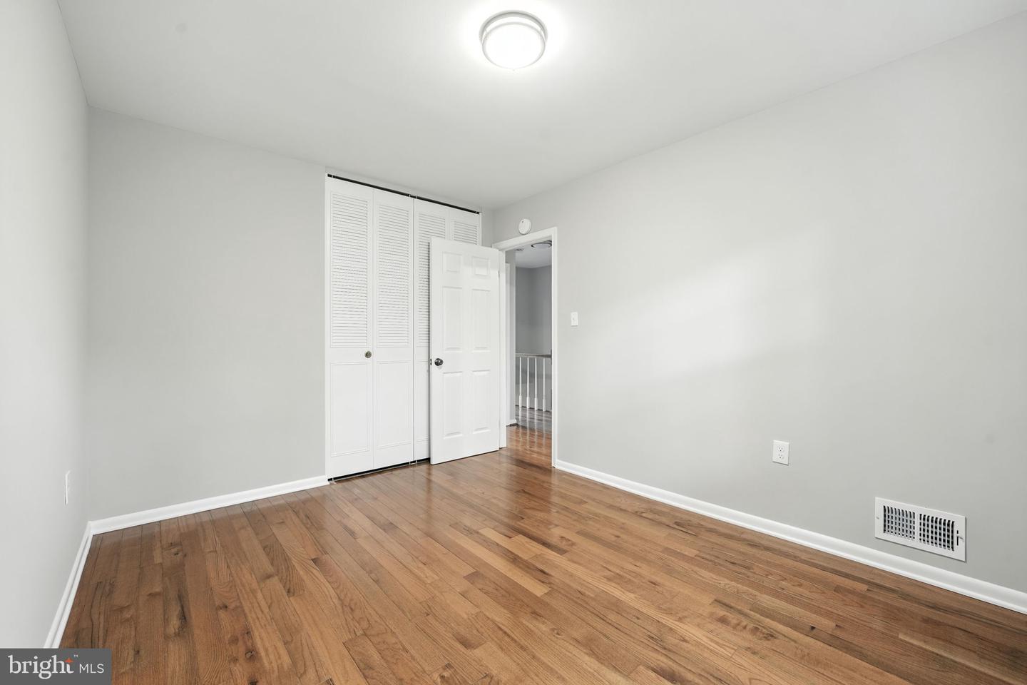 7247 RESERVOIR RD, SPRINGFIELD, Virginia 22150, 3 Bedrooms Bedrooms, ,3 BathroomsBathrooms,Residential,For sale,7247 RESERVOIR RD,VAFX2254480 MLS # VAFX2254480