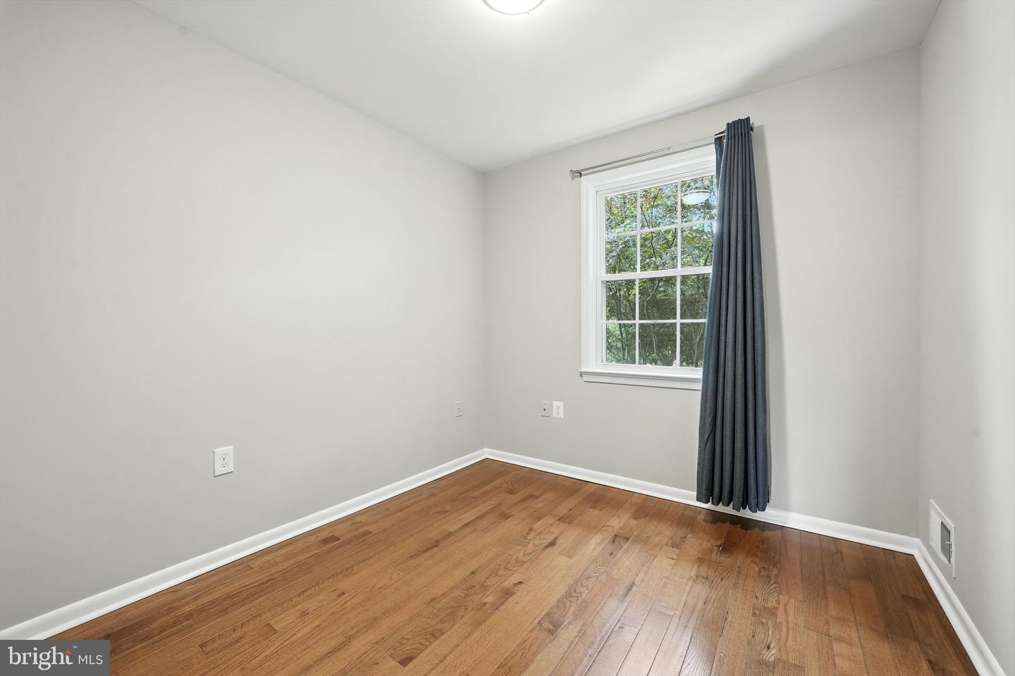 7247 RESERVOIR RD, SPRINGFIELD, Virginia 22150, 3 Bedrooms Bedrooms, ,3 BathroomsBathrooms,Residential,For sale,7247 RESERVOIR RD,VAFX2254480 MLS # VAFX2254480