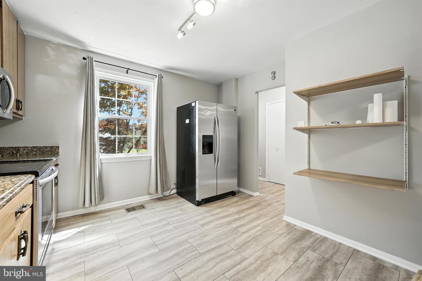 7247 RESERVOIR RD, SPRINGFIELD, Virginia 22150, 3 Bedrooms Bedrooms, ,3 BathroomsBathrooms,Residential,For sale,7247 RESERVOIR RD,VAFX2254480 MLS # VAFX2254480
