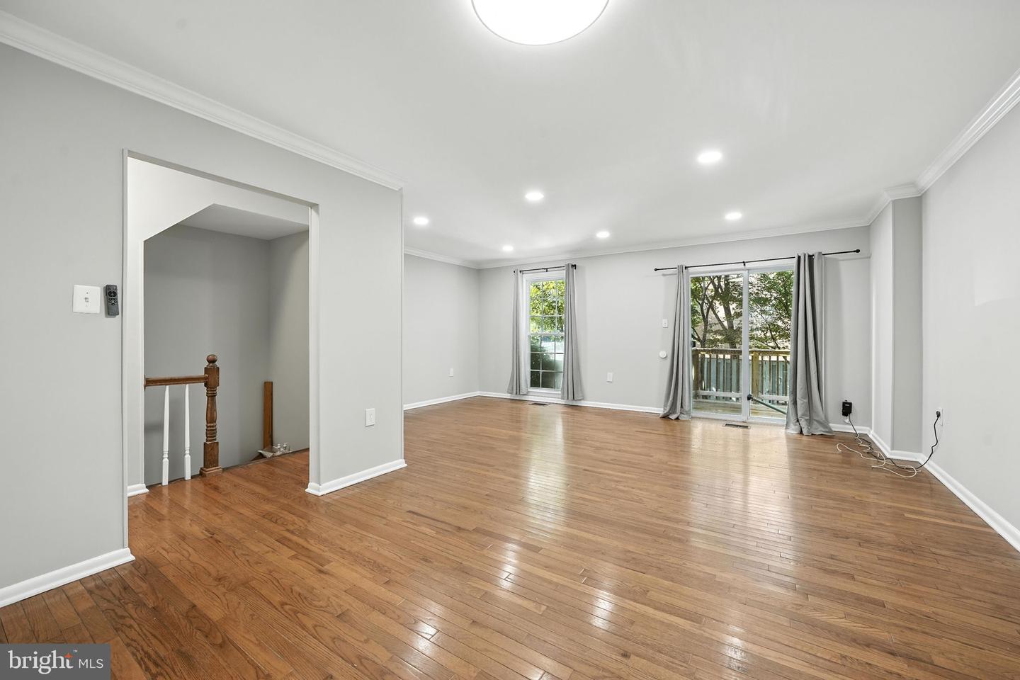 7247 RESERVOIR RD, SPRINGFIELD, Virginia 22150, 3 Bedrooms Bedrooms, ,3 BathroomsBathrooms,Residential,For sale,7247 RESERVOIR RD,VAFX2254480 MLS # VAFX2254480
