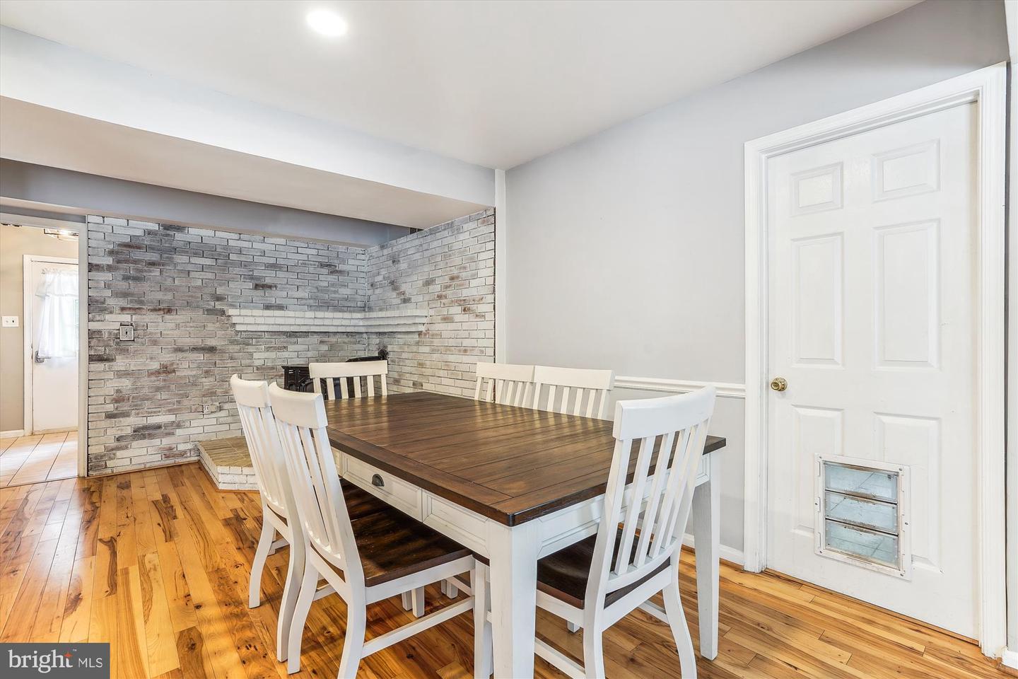 4219 HIGH RIDGE RD, HAYMARKET, Virginia 20169, 4 Bedrooms Bedrooms, 7 Rooms Rooms,2 BathroomsBathrooms,Residential,For sale,4219 HIGH RIDGE RD,VAPW2098868 MLS # VAPW2098868