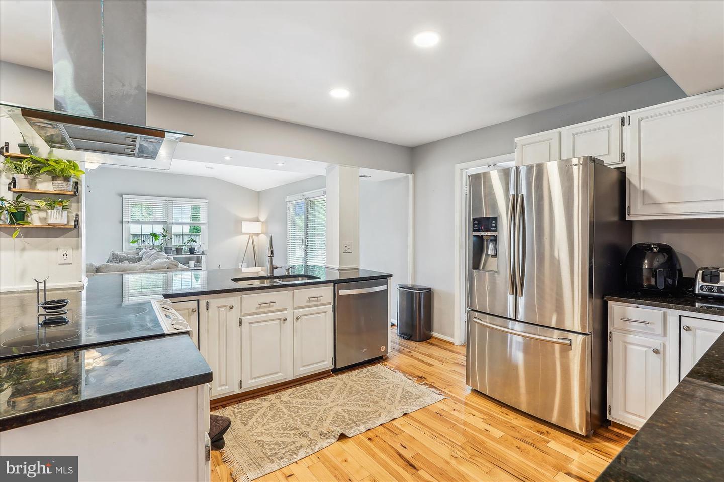 4219 HIGH RIDGE RD, HAYMARKET, Virginia 20169, 4 Bedrooms Bedrooms, 7 Rooms Rooms,2 BathroomsBathrooms,Residential,For sale,4219 HIGH RIDGE RD,VAPW2098868 MLS # VAPW2098868