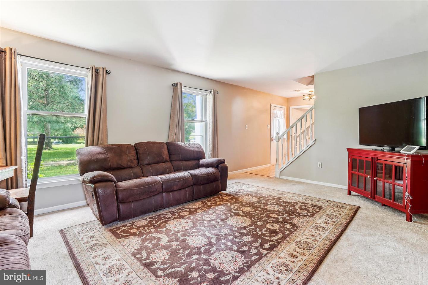 4219 HIGH RIDGE RD, HAYMARKET, Virginia 20169, 4 Bedrooms Bedrooms, 7 Rooms Rooms,2 BathroomsBathrooms,Residential,For sale,4219 HIGH RIDGE RD,VAPW2098868 MLS # VAPW2098868