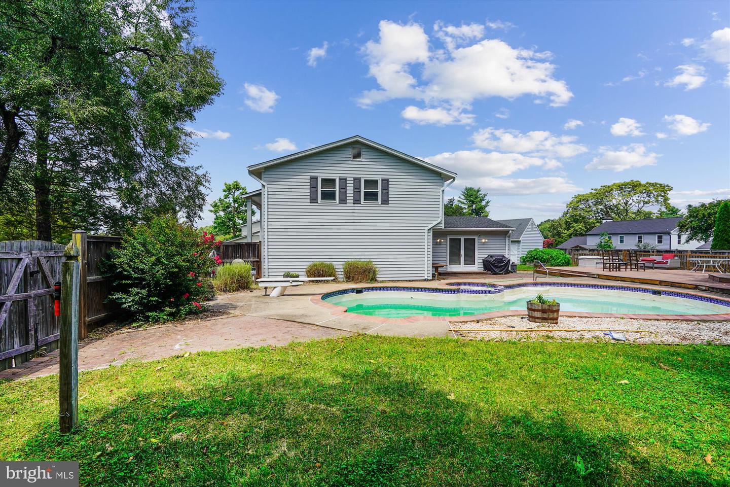4219 HIGH RIDGE RD, HAYMARKET, Virginia 20169, 4 Bedrooms Bedrooms, 7 Rooms Rooms,2 BathroomsBathrooms,Residential,For sale,4219 HIGH RIDGE RD,VAPW2098868 MLS # VAPW2098868