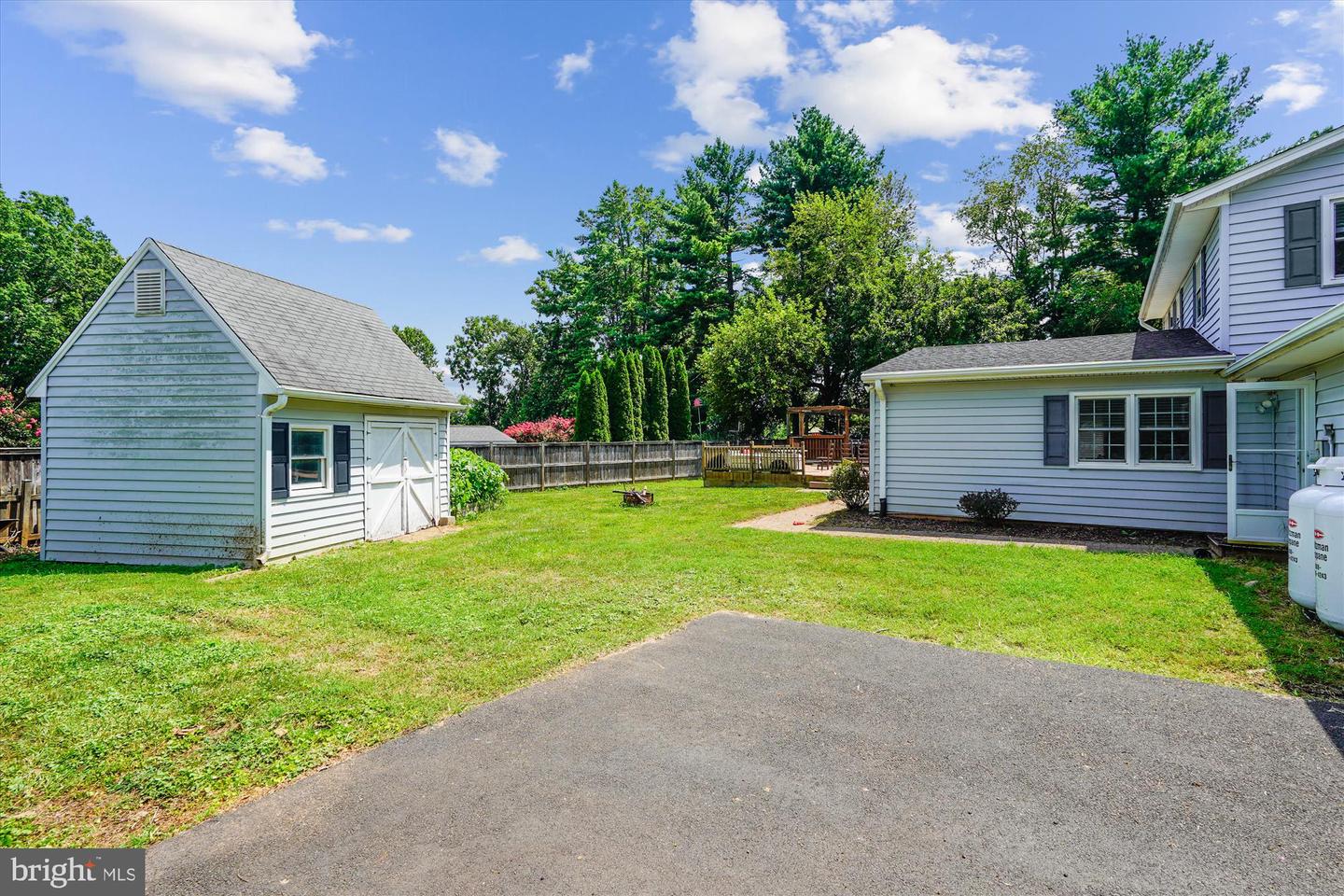 4219 HIGH RIDGE RD, HAYMARKET, Virginia 20169, 4 Bedrooms Bedrooms, 7 Rooms Rooms,2 BathroomsBathrooms,Residential,For sale,4219 HIGH RIDGE RD,VAPW2098868 MLS # VAPW2098868
